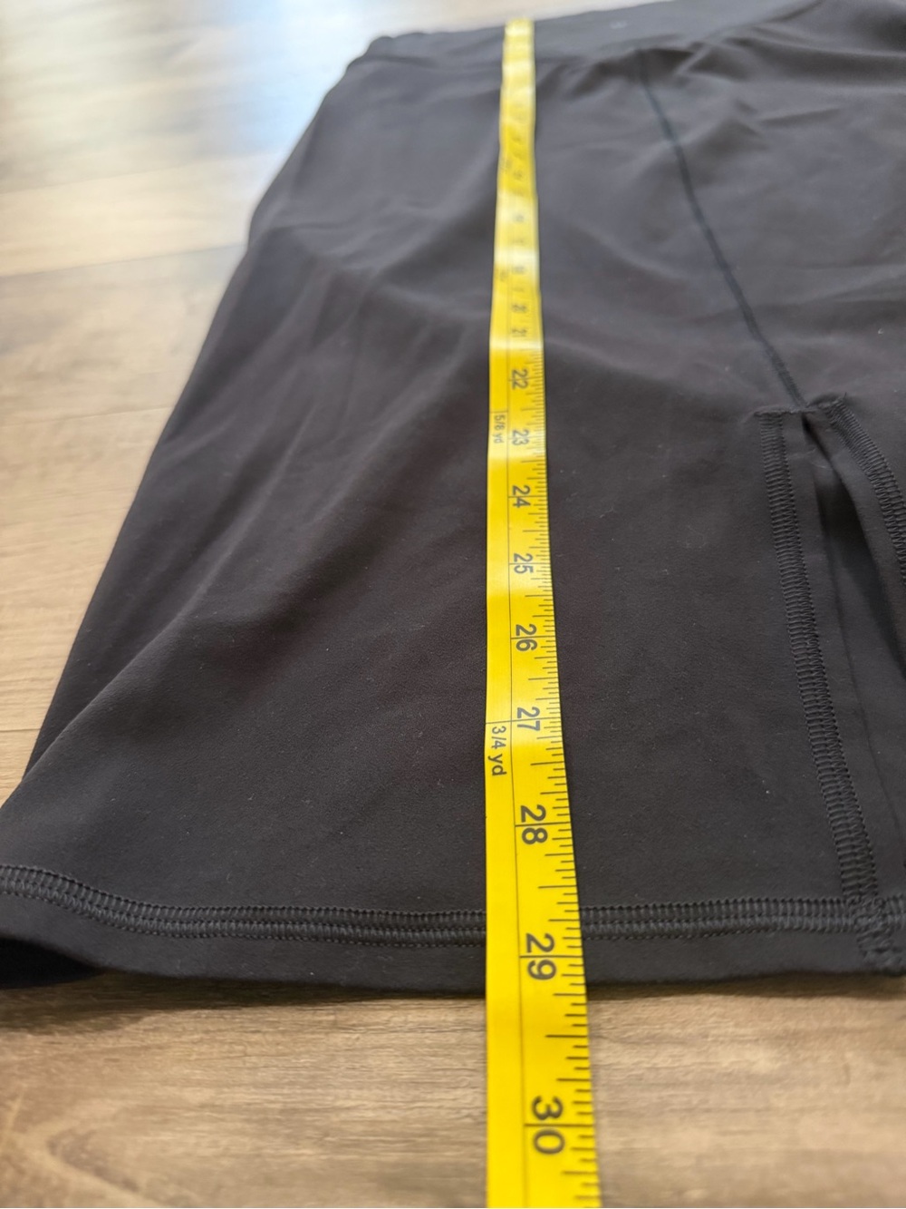 lululemon athletica Nulu Slim-Fit High-Rise Skirt - Picture 10 of 11